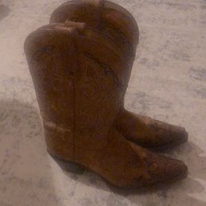 Tony Lama Cowboy boots worn once